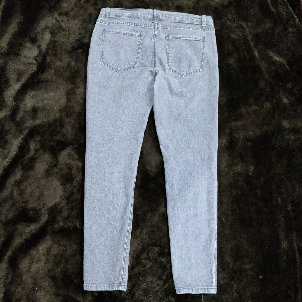 Forever 21 jeans - Picture 3 of 8